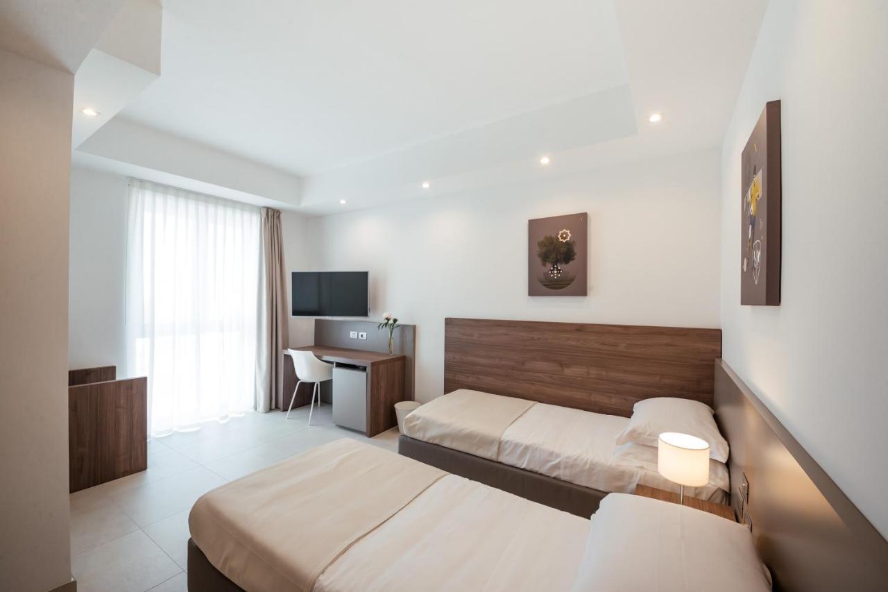 Grieco Business & Spa Hotel Cerignola Exteriör bild